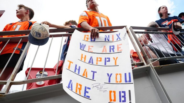 Bo Nix Broncos Fans React.jpg