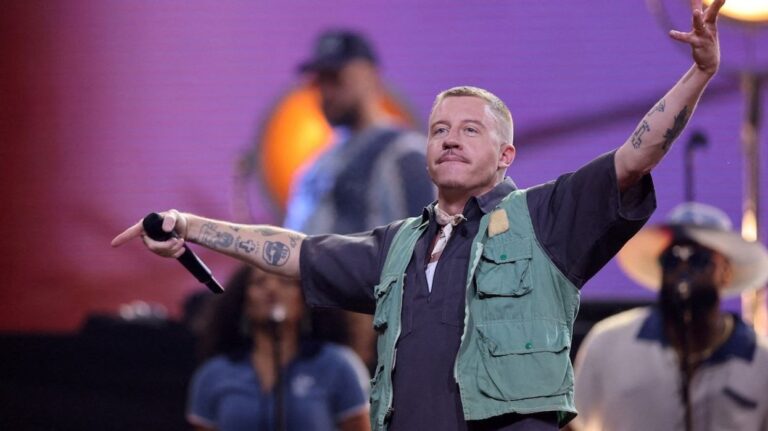 Rapper Macklemore Performs During The Opening Ceremony Of The Invictus Games In Duesseldorf Germany.jpeg